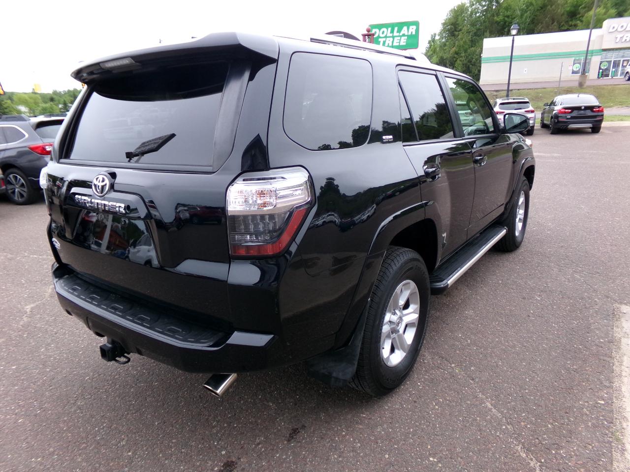 Toyota 4Runner 4WD 4dr V6 SR5 (Natl) 2016