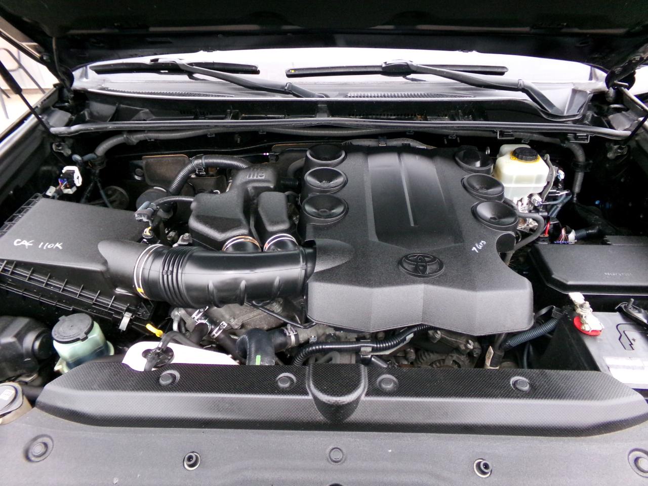Toyota 4Runner 4WD 4dr V6 SR5 (Natl) 2016