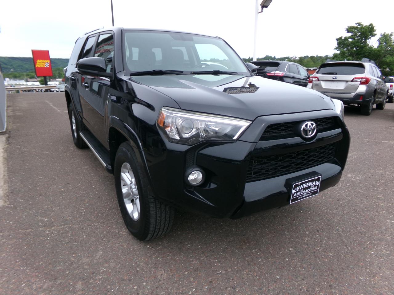 Toyota 4Runner 4WD 4dr V6 SR5 (Natl) 2016