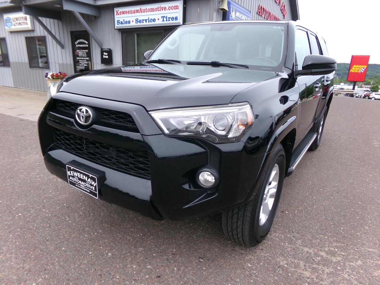 Toyota 4Runner 4WD 4dr V6 SR5 (Natl) 2016