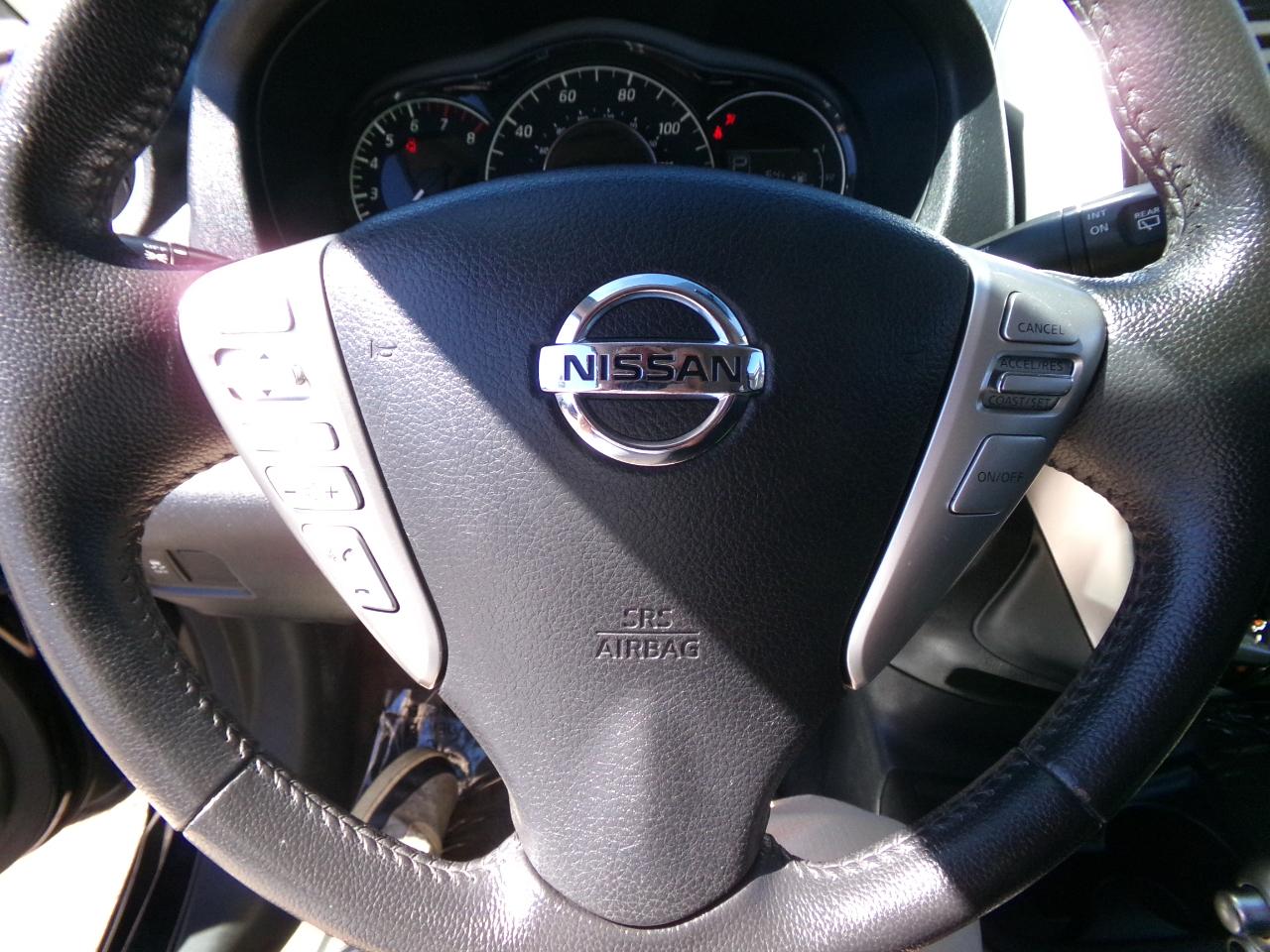 Nissan Versa Note 5dr HB CVT 1.6 S Plus 2015