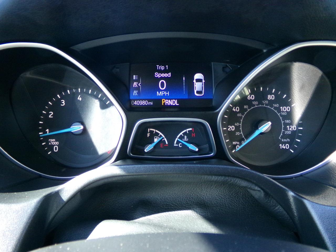 Ford Focus S Sedan 2018