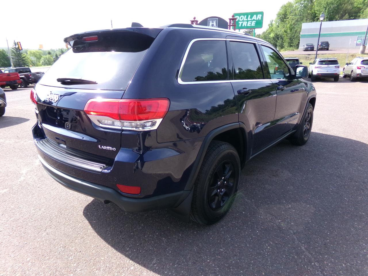 Jeep Grand Cherokee Laredo 4x4 2017