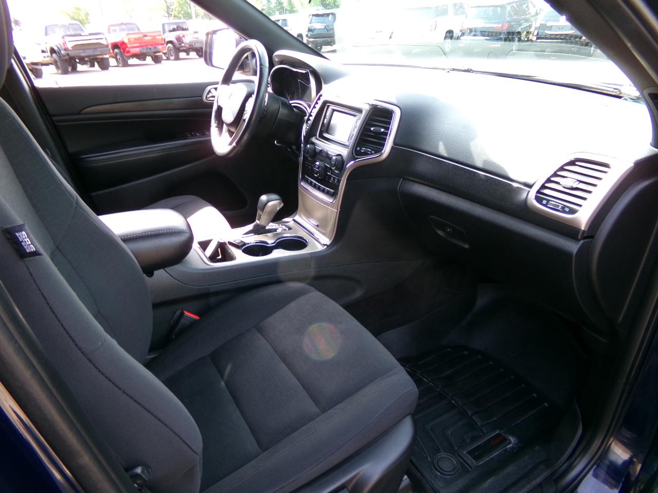 Jeep Grand Cherokee Laredo 4x4 2017