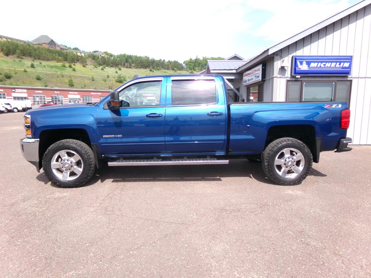 Chevrolet Silverado 2500HD 4WD Crew Cab 153.7" LT 2019