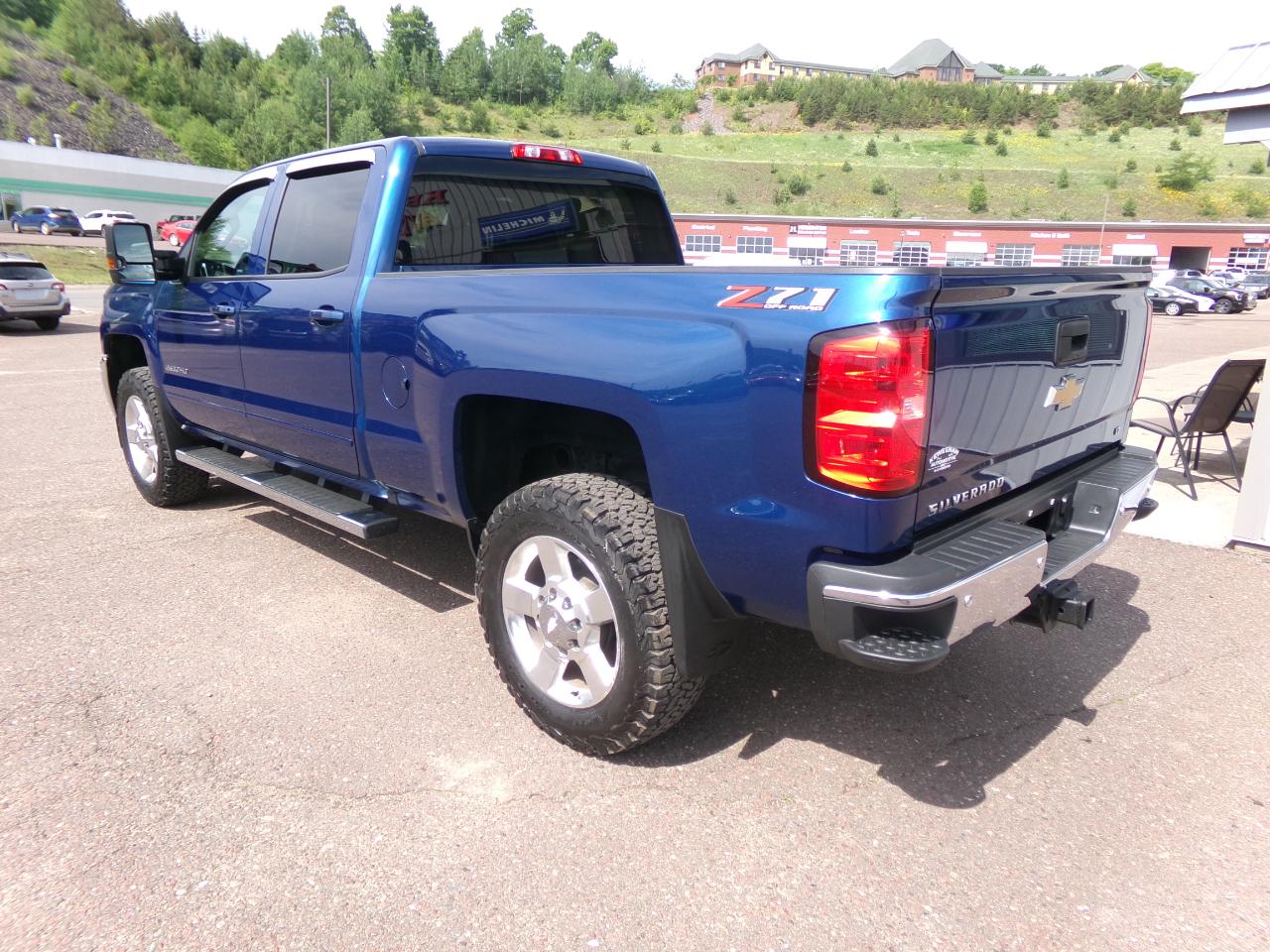 Chevrolet Silverado 2500HD 4WD Crew Cab 153.7" LT 2019