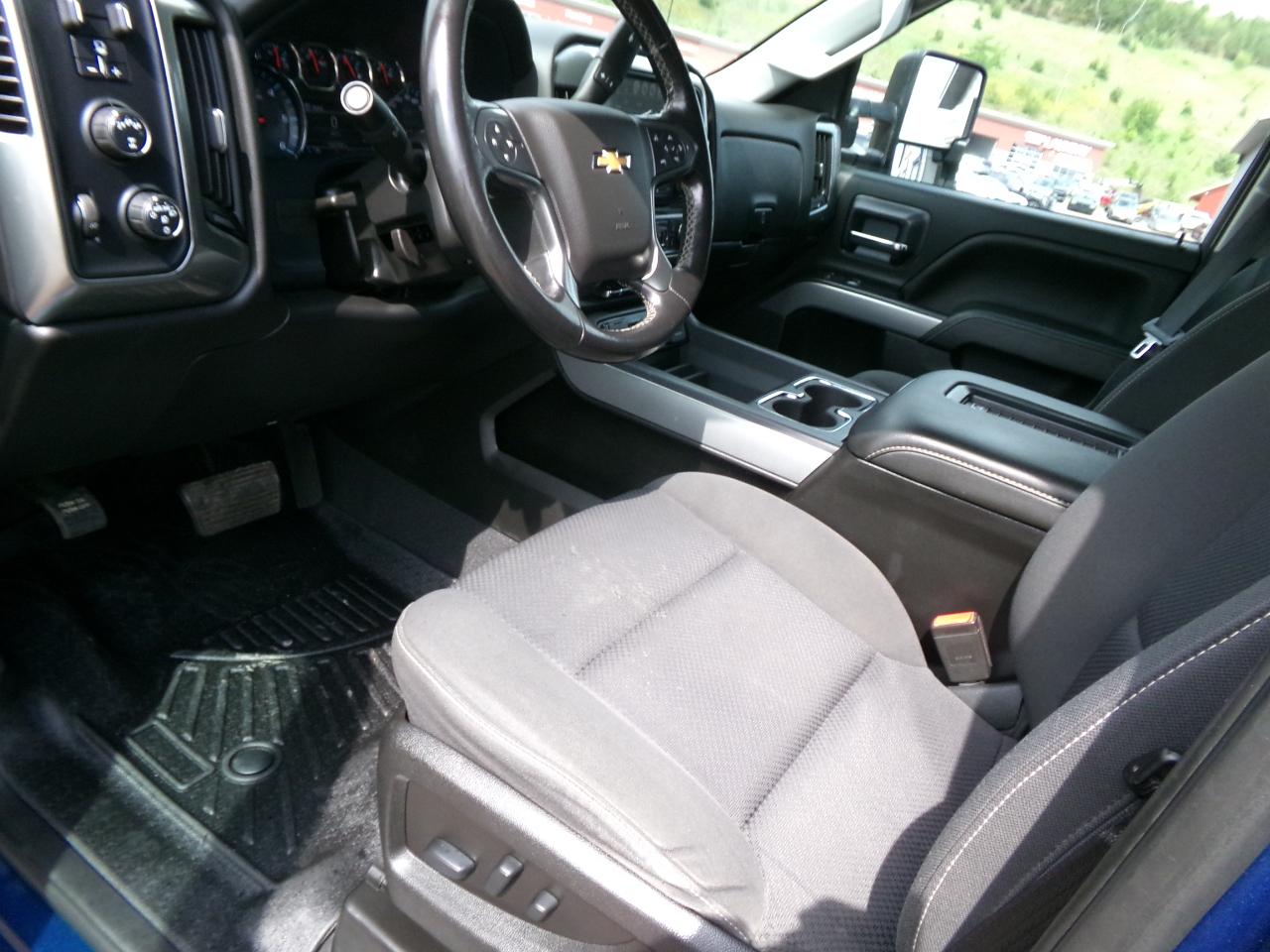 Chevrolet Silverado 2500HD 4WD Crew Cab 153.7" LT 2019