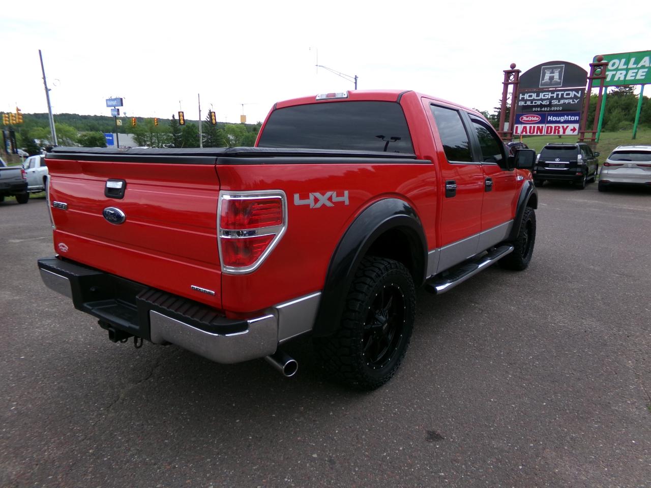 Ford F-150 4WD SuperCrew 139" XLT 2012