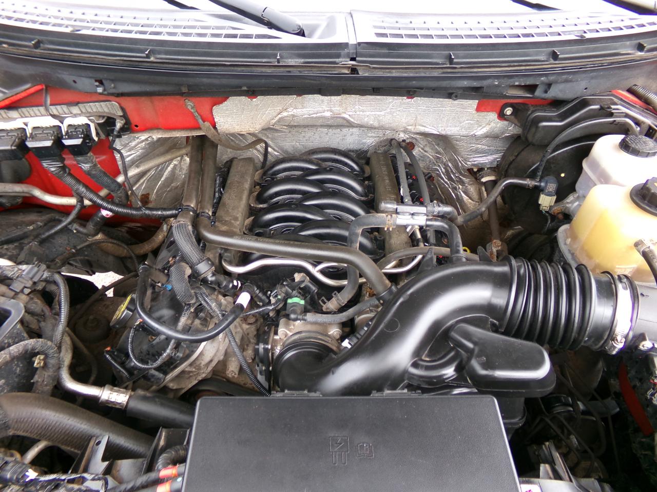 Ford F-150 4WD SuperCrew 139" XLT 2012