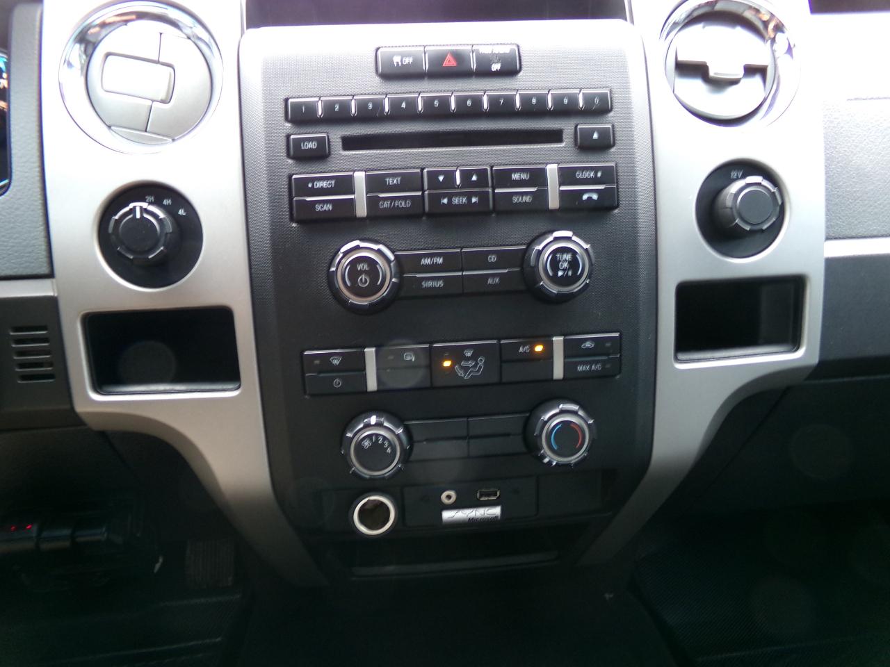 Ford F-150 4WD SuperCrew 139" XLT 2012