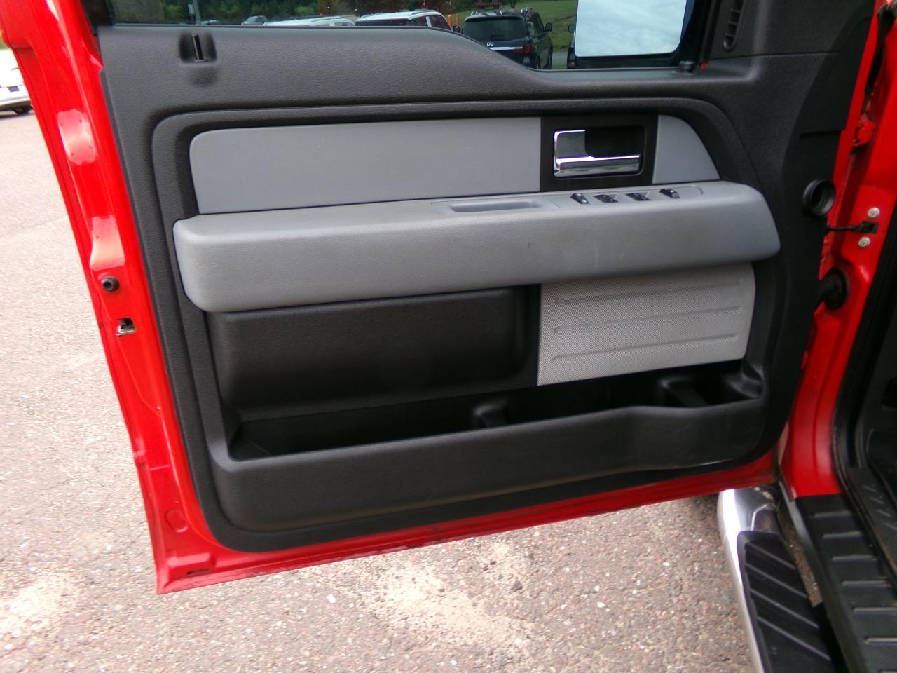 Ford F-150 4WD SuperCrew 139" XLT 2012