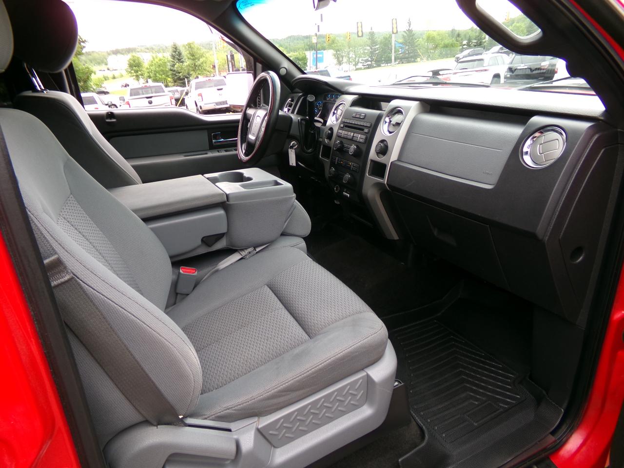 Ford F-150 4WD SuperCrew 139" XLT 2012