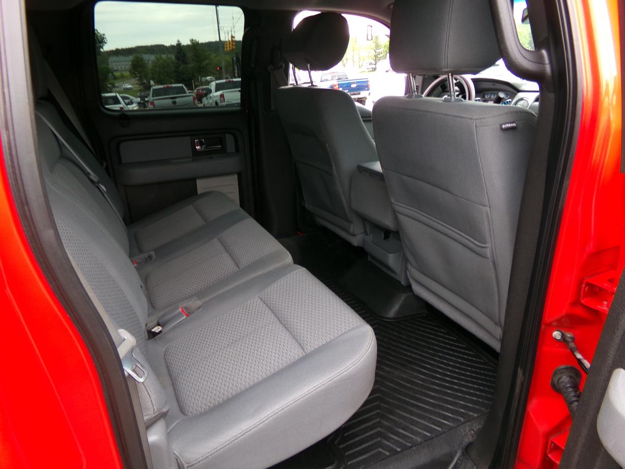 Ford F-150 4WD SuperCrew 139" XLT 2012