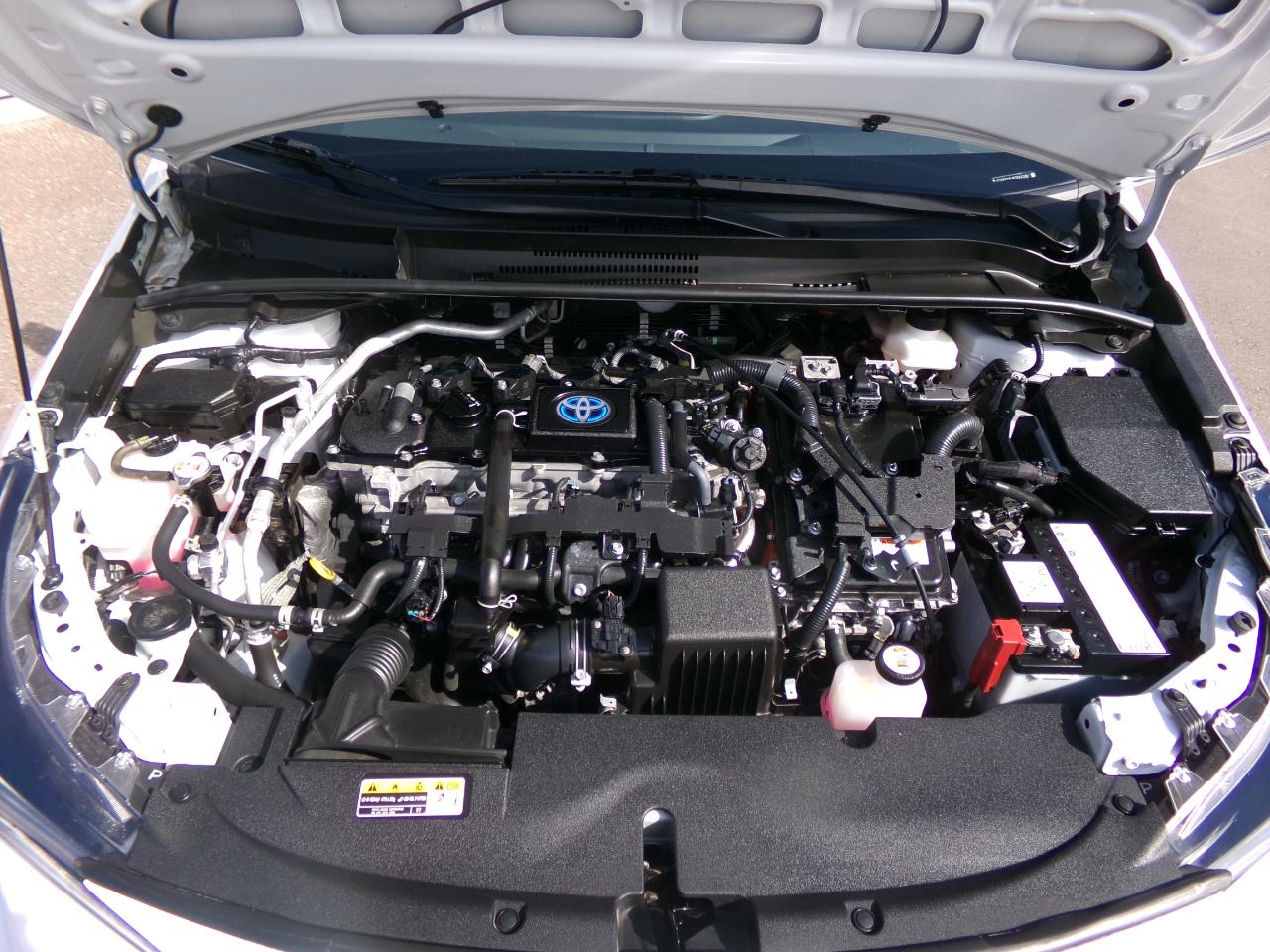 Toyota Corolla Hybrid LE AWD (Natl) 2023