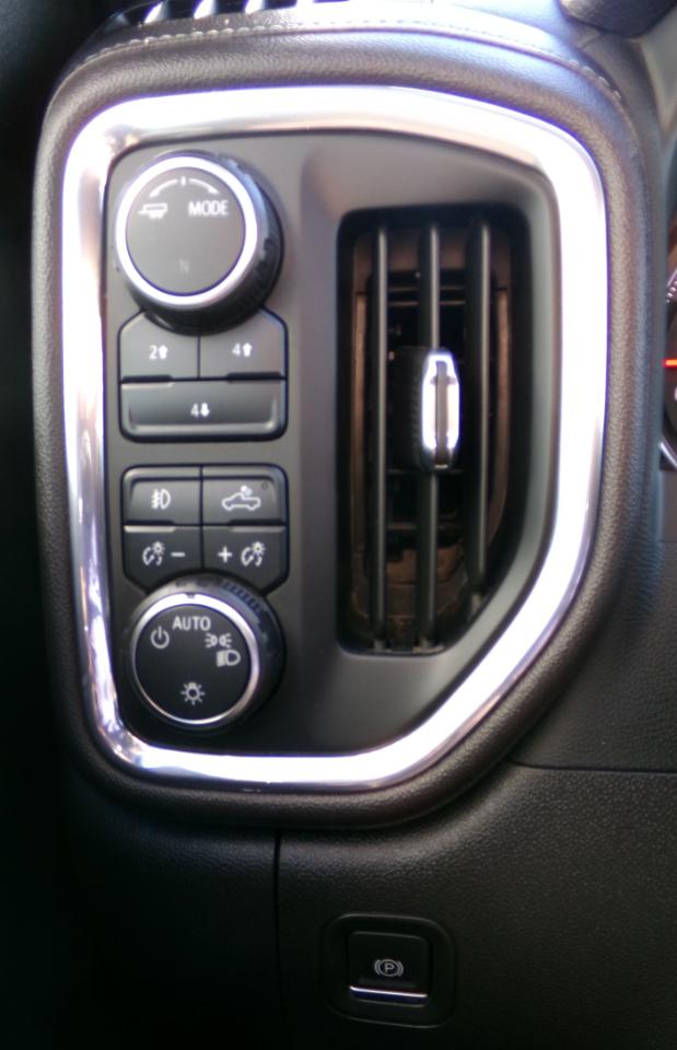 Chevrolet Silverado 2500HD 4WD Crew Cab 159" LT 2023