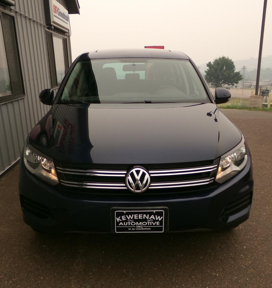 Volkswagen Tiguan 4WD 4dr Auto SE w/Sunroof & Nav 2013