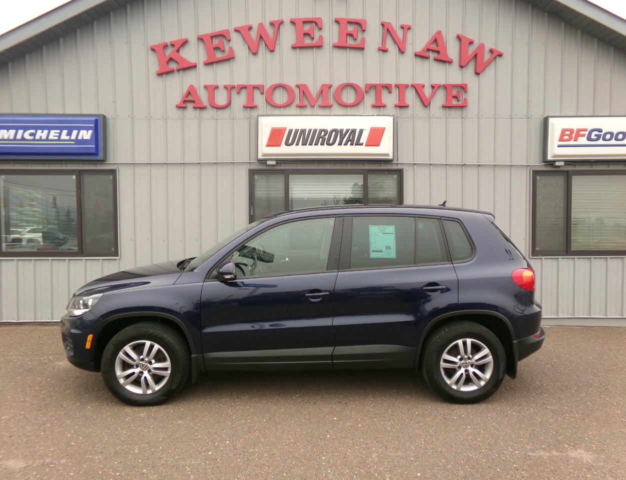 Volkswagen Tiguan 4WD 4dr Auto SE w/Sunroof & Nav 2013