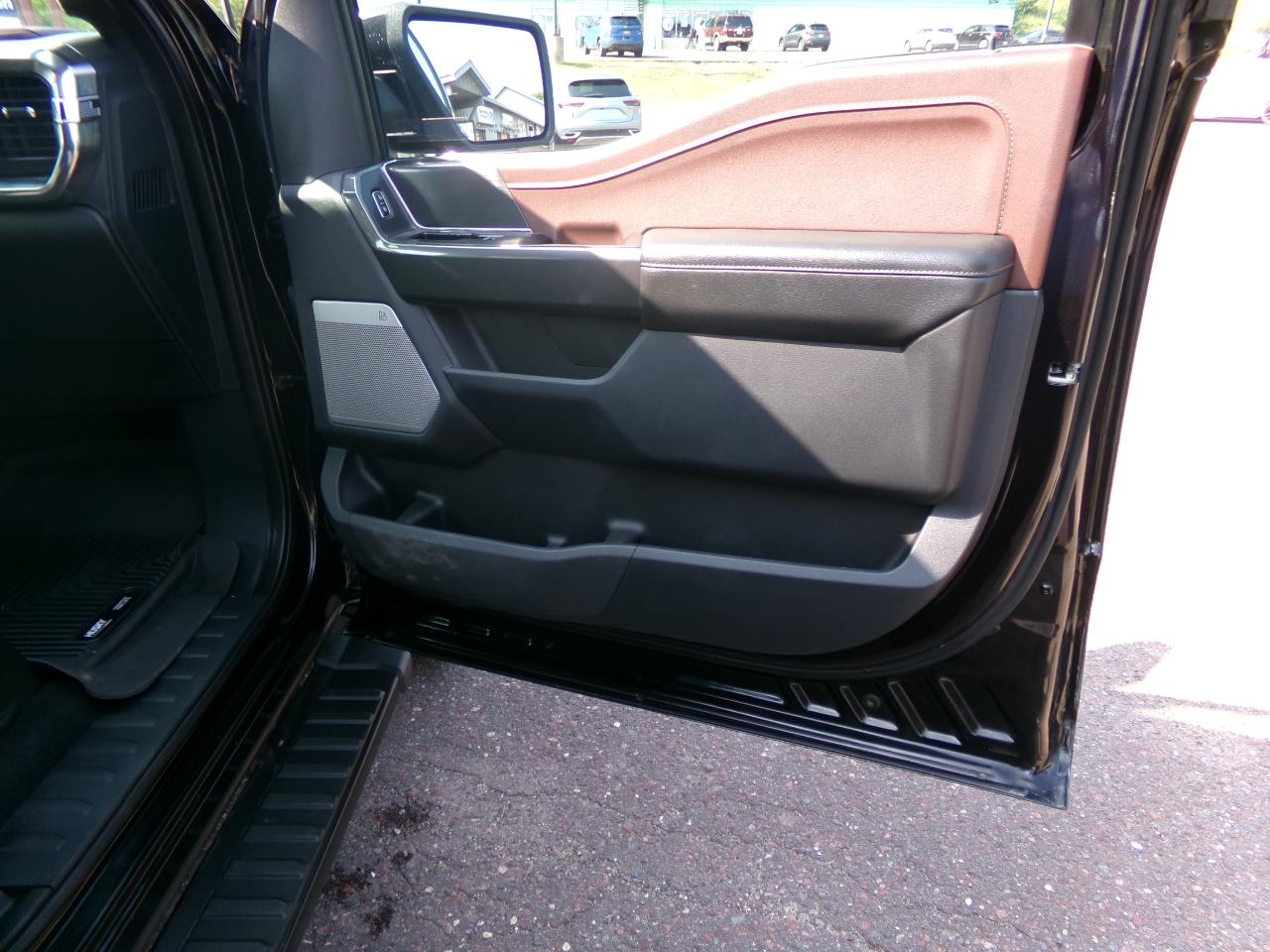 Ford F-150 Lariat 4WD SuperCrew 5.5' Box 2023