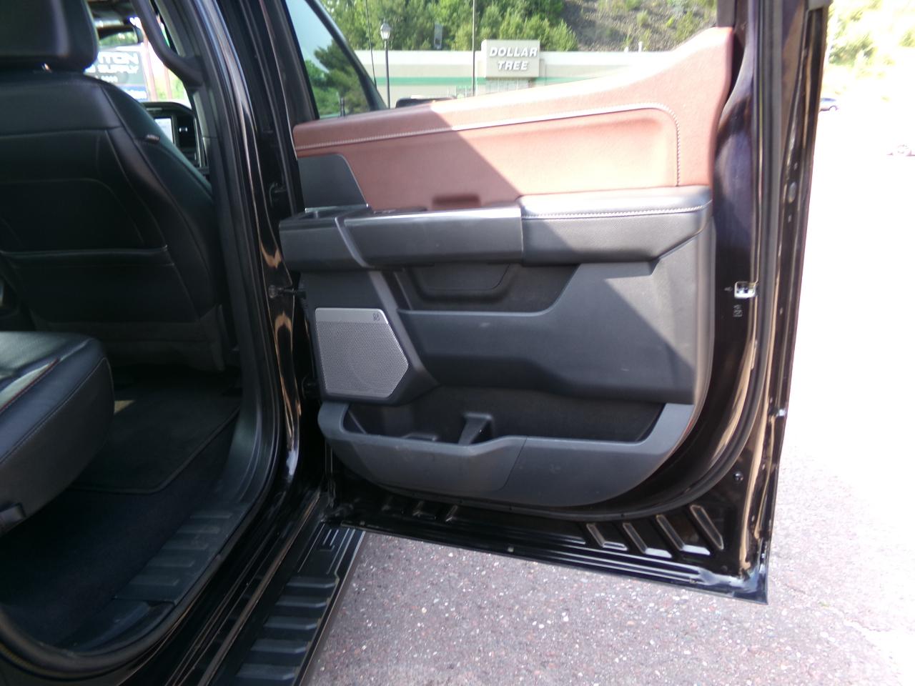 Ford F-150 Lariat 4WD SuperCrew 5.5' Box 2023