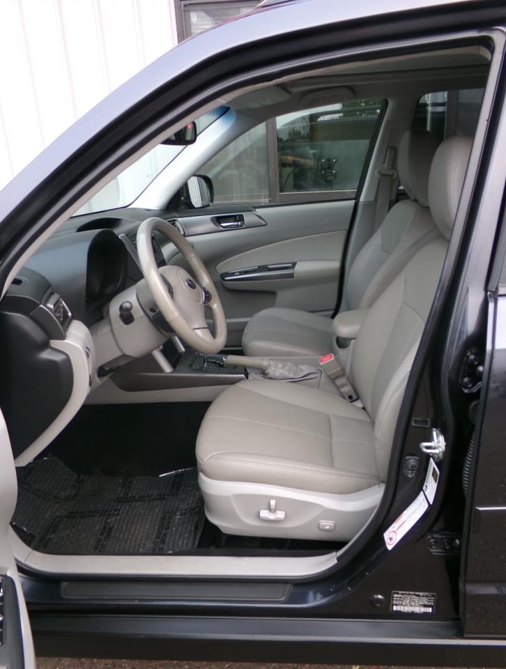 Subaru Forester 4dr Auto 2.5X Limited 2012