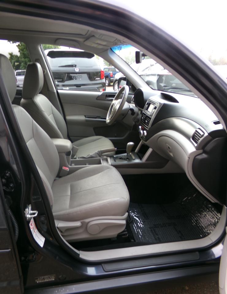 Subaru Forester 4dr Auto 2.5X Limited 2012