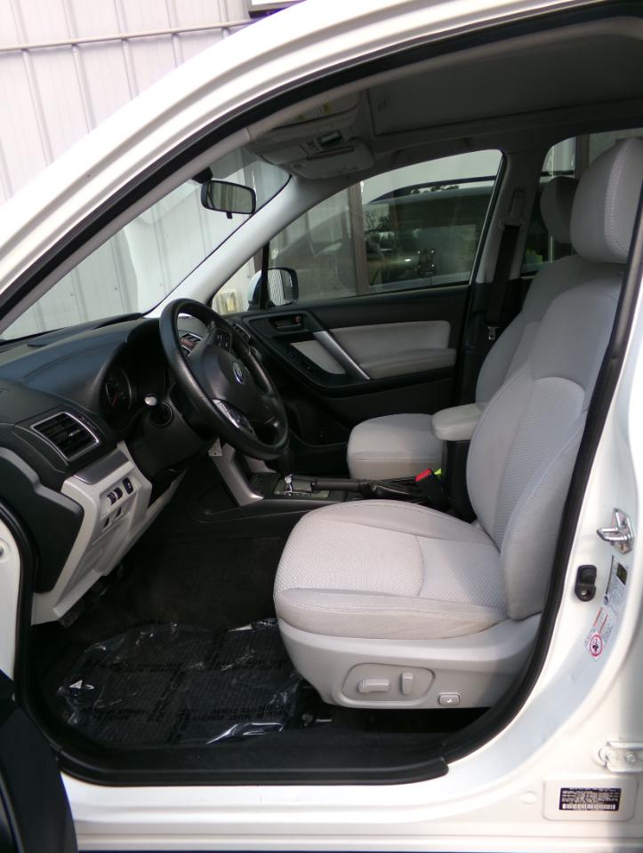 Subaru Forester 4dr CVT 2.5i Premium PZEV 2016