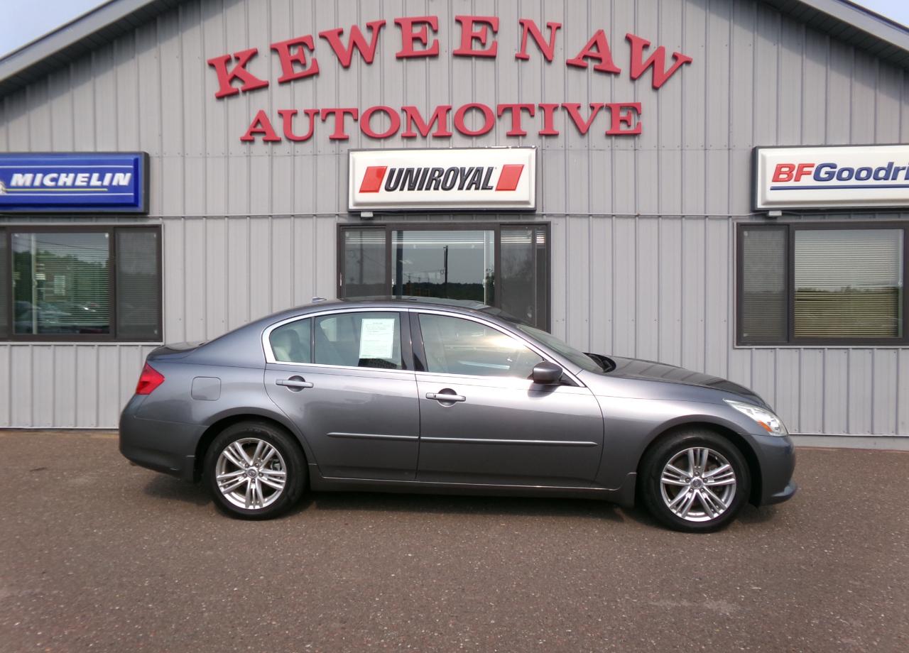 Infiniti G37 Sedan 4dr x AWD 2011