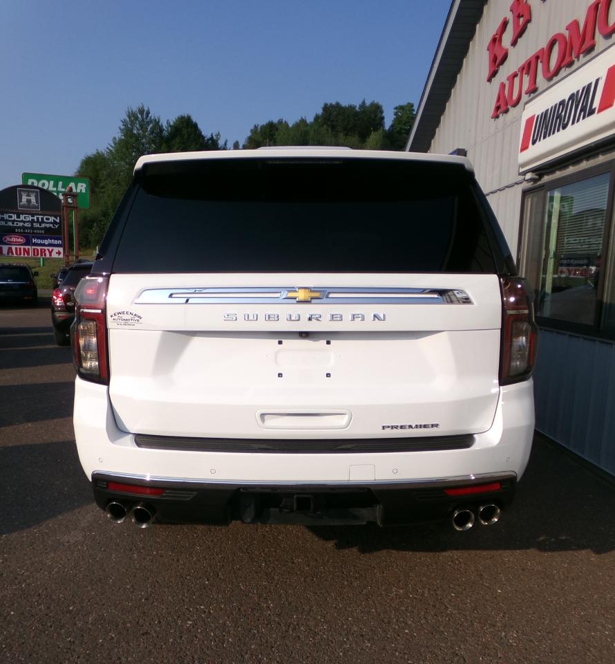 Chevrolet Suburban 4WD 4dr Premier 2023