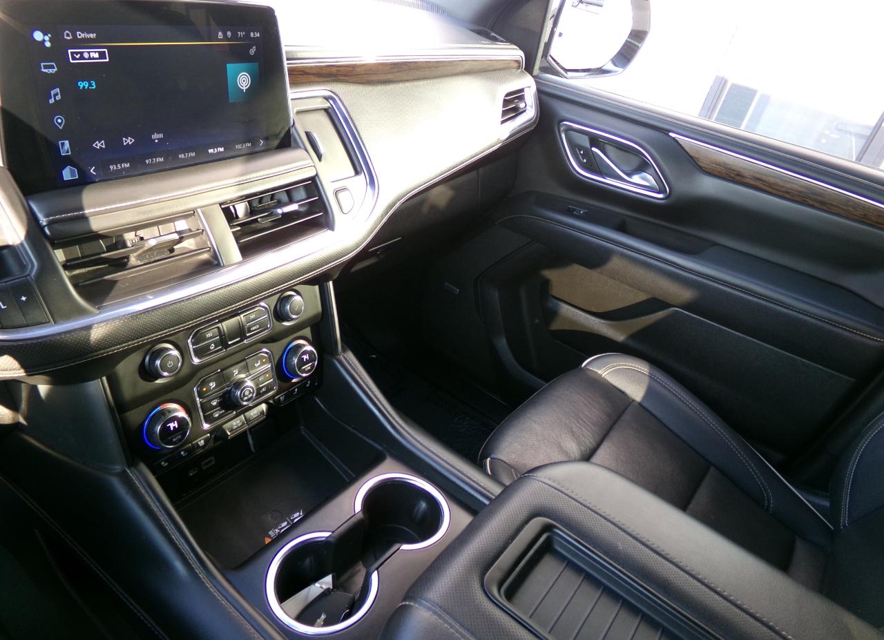 Chevrolet Suburban 4WD 4dr Premier 2023