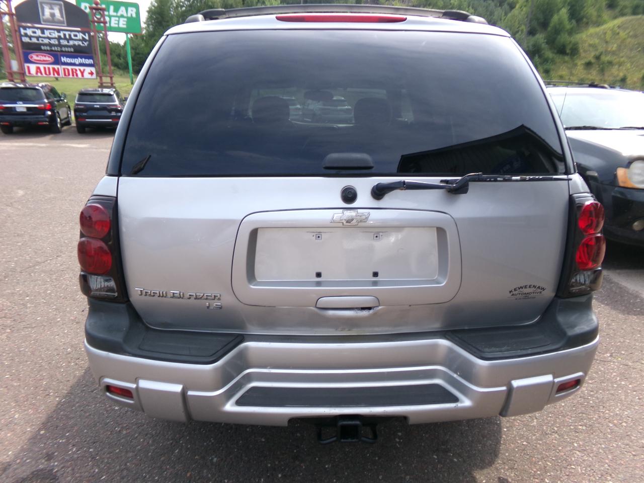 Chevrolet TrailBlazer 4dr 4WD LS 2005