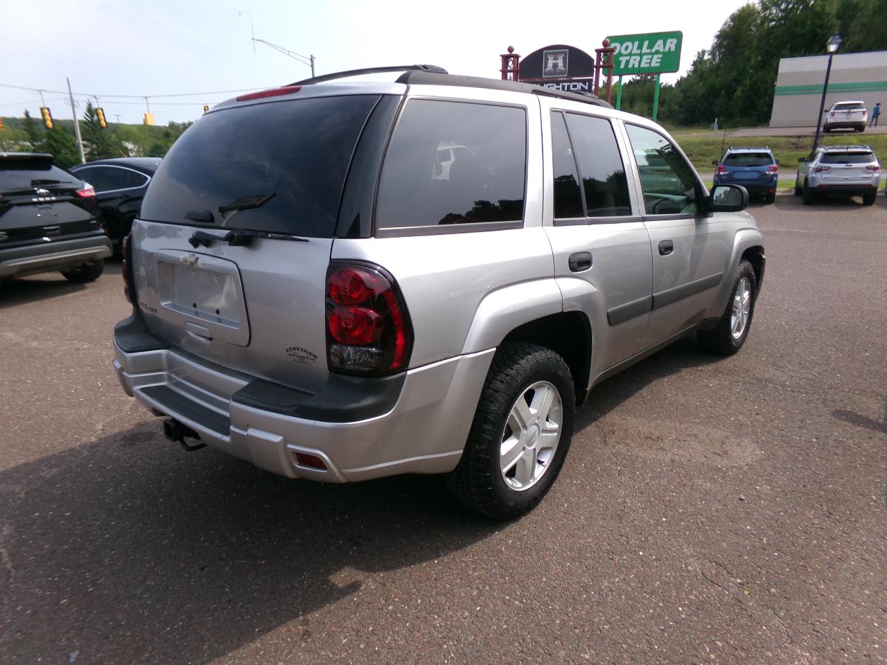 Chevrolet TrailBlazer 4dr 4WD LS 2005