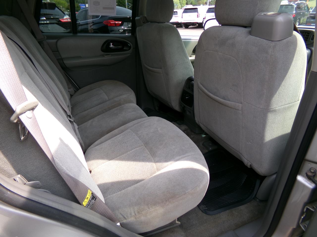 Chevrolet TrailBlazer 4dr 4WD LS 2005
