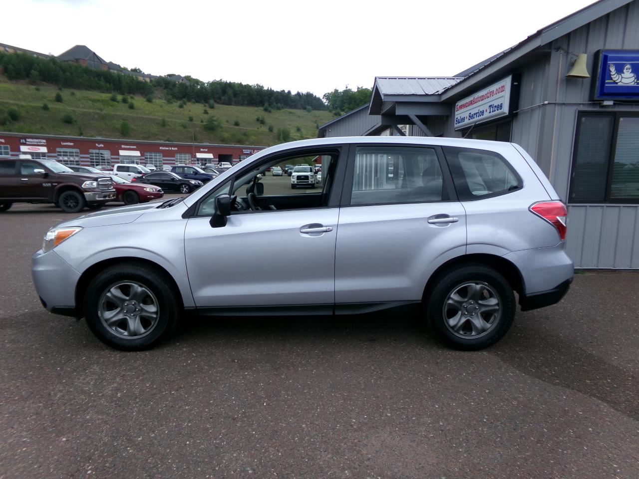 Subaru Forester 4dr Man 2.5i PZEV 2014
