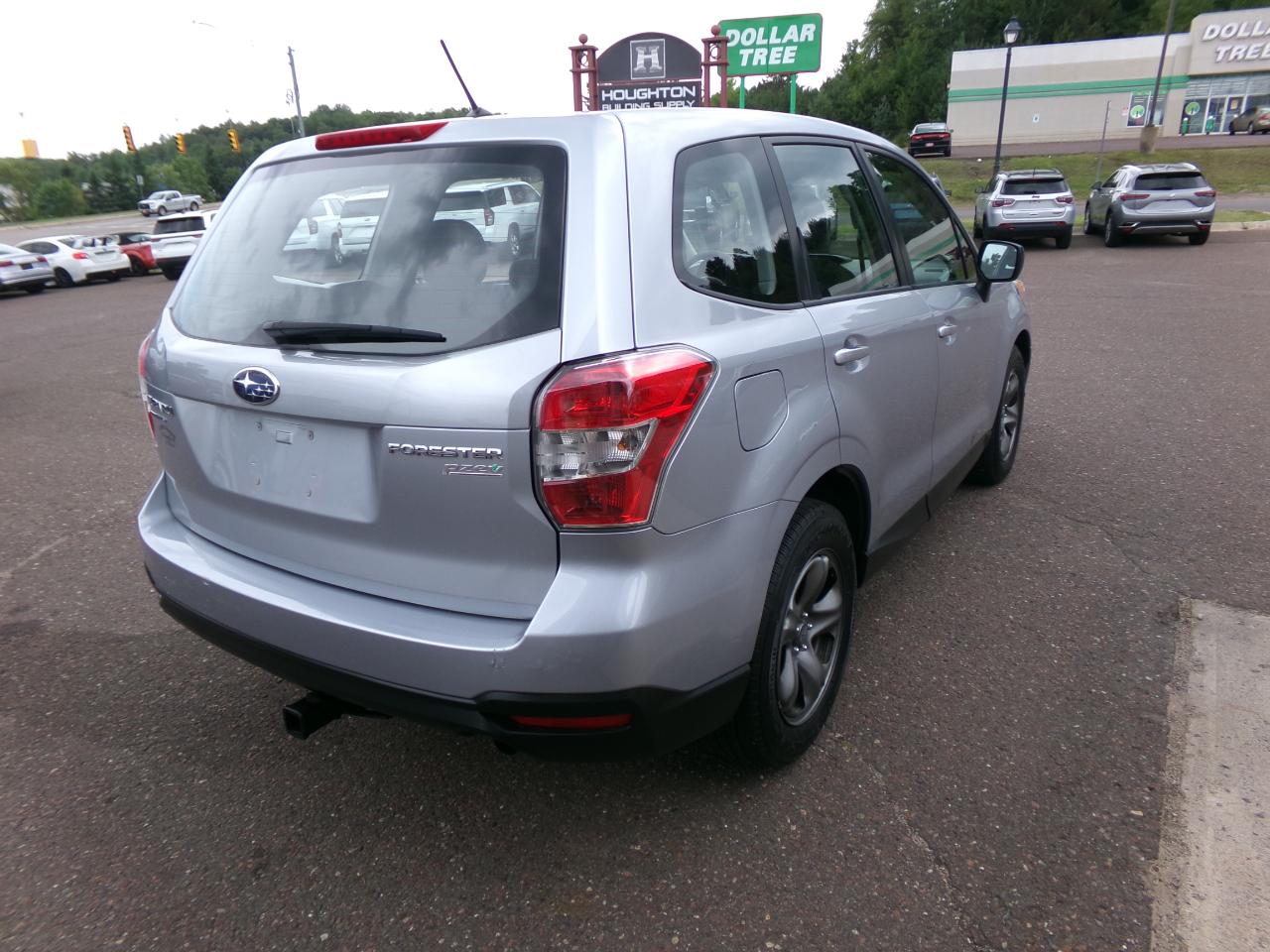 Subaru Forester 4dr Man 2.5i PZEV 2014