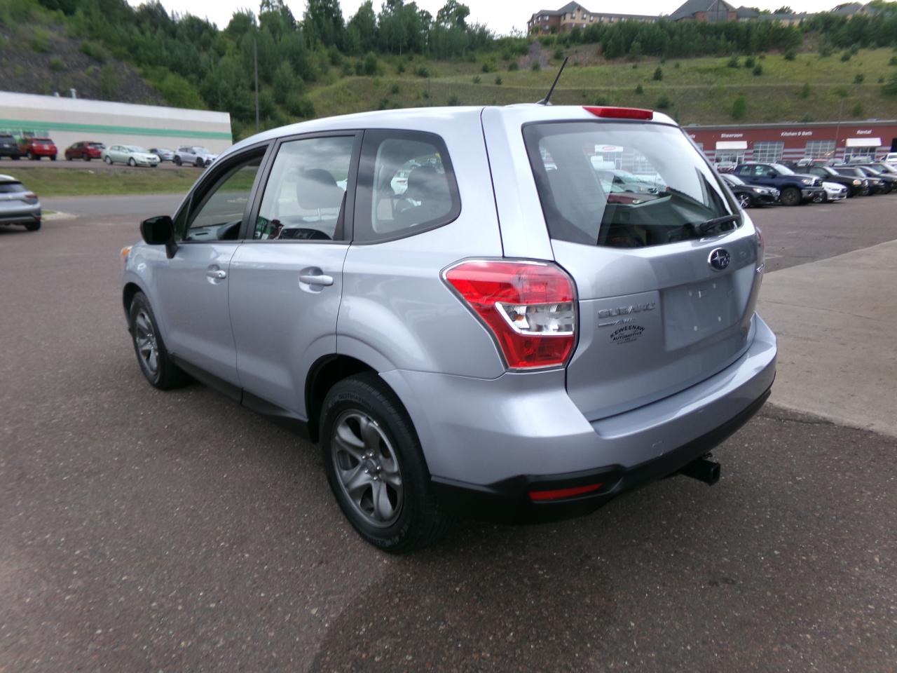 Subaru Forester 4dr Man 2.5i PZEV 2014