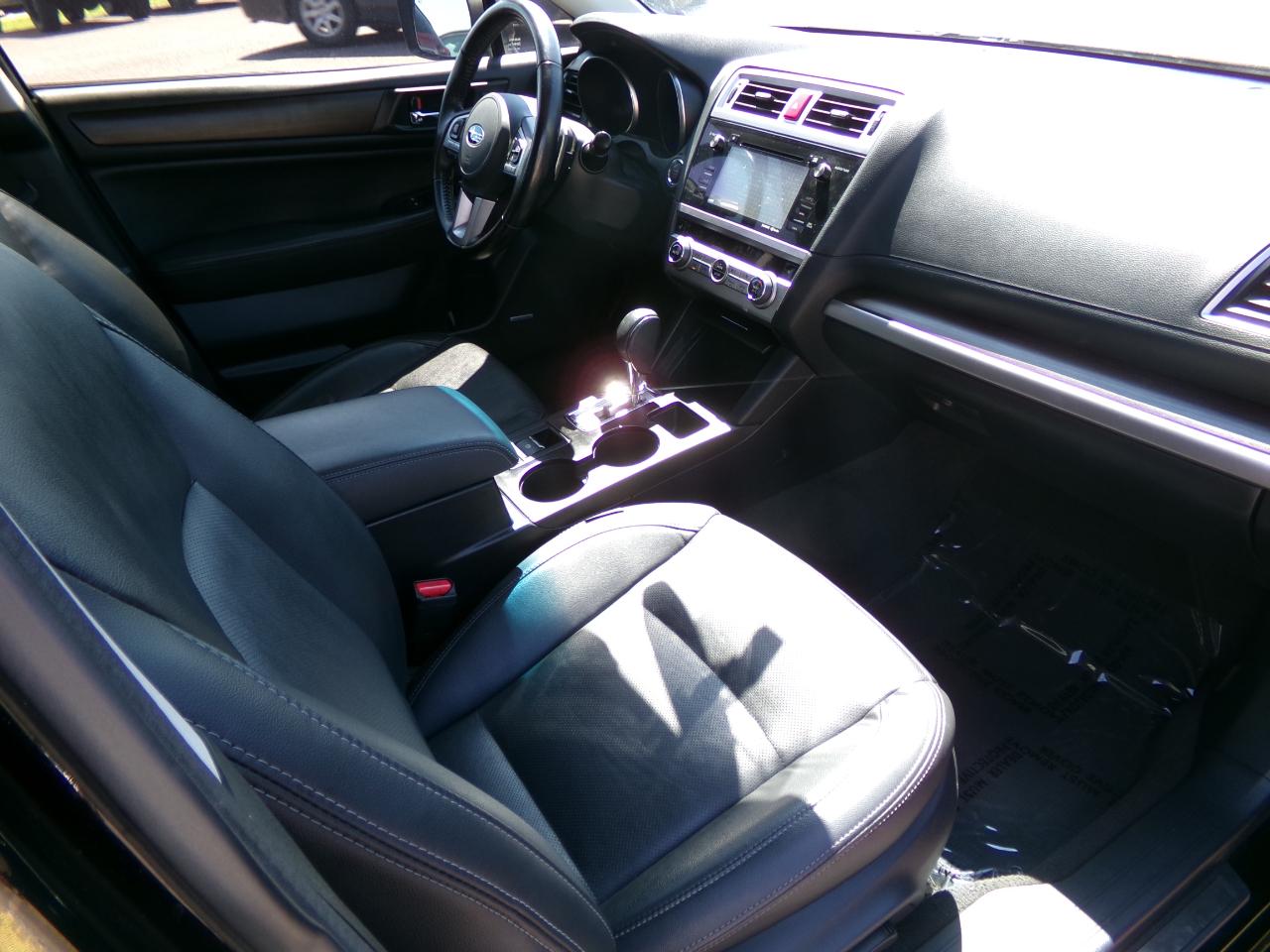 Subaru Legacy 4dr Sdn 3.6R Limited 2016
