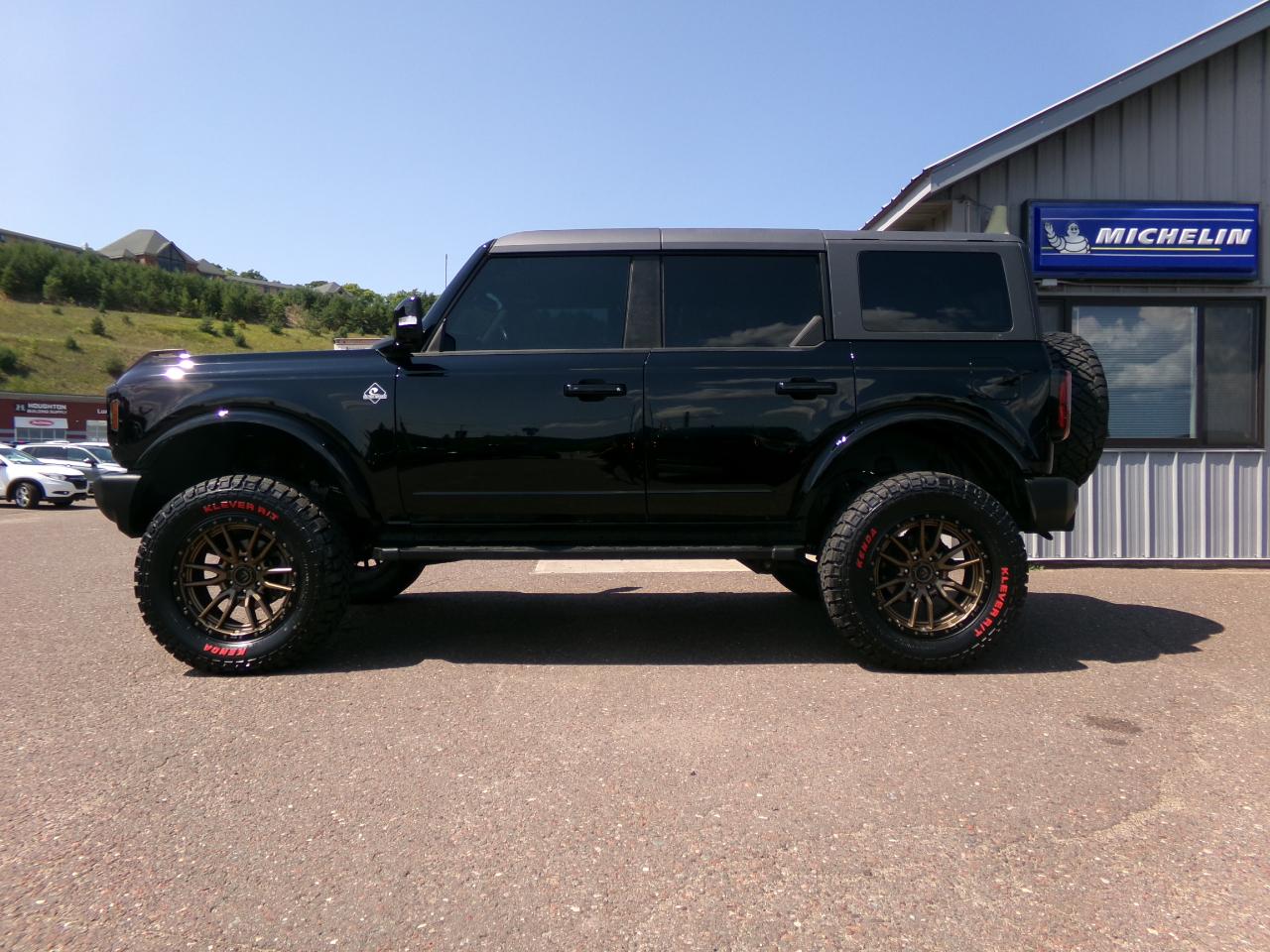 Ford Bronco Outer Banks 4 Door 4x4 2021