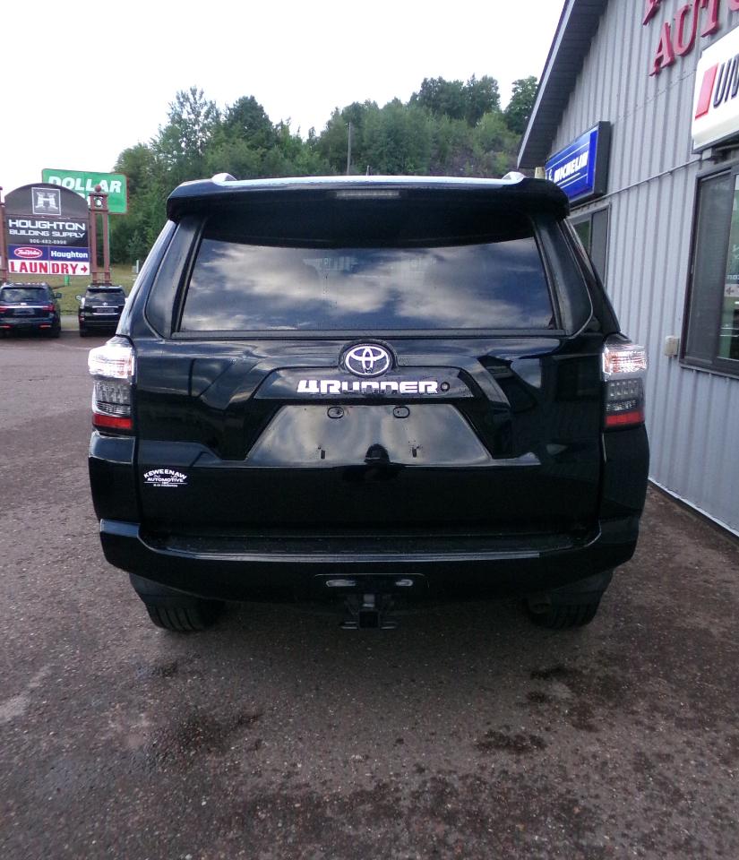 Toyota 4Runner 4WD 4dr V6 SR5 Premium (Natl) 2016