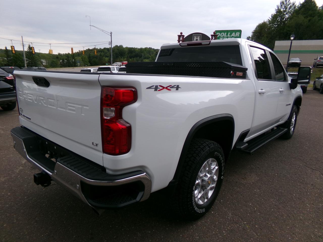 Chevrolet Silverado 2500HD 4WD Crew Cab 159" LT 2022