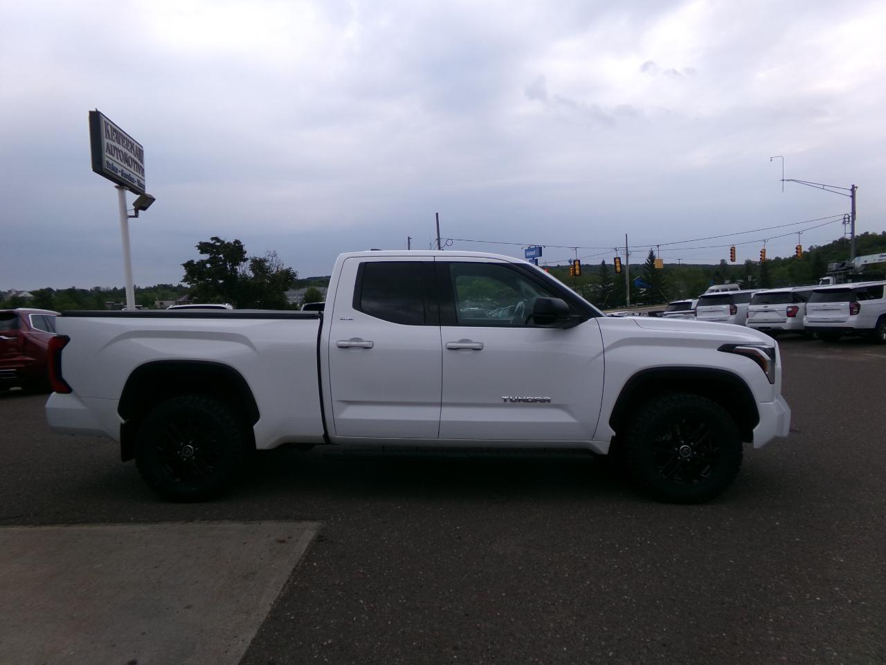 Toyota Tundra 4WD SR5 Double Cab 6.5' Bed (Natl) 2022