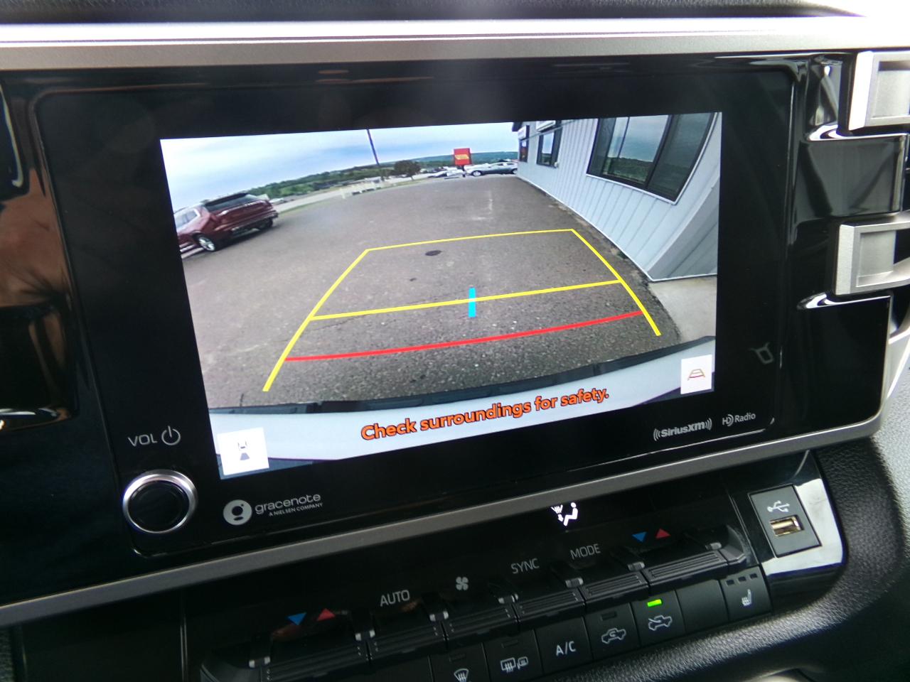 Toyota Tundra 4WD SR5 Double Cab 6.5' Bed (Natl) 2022