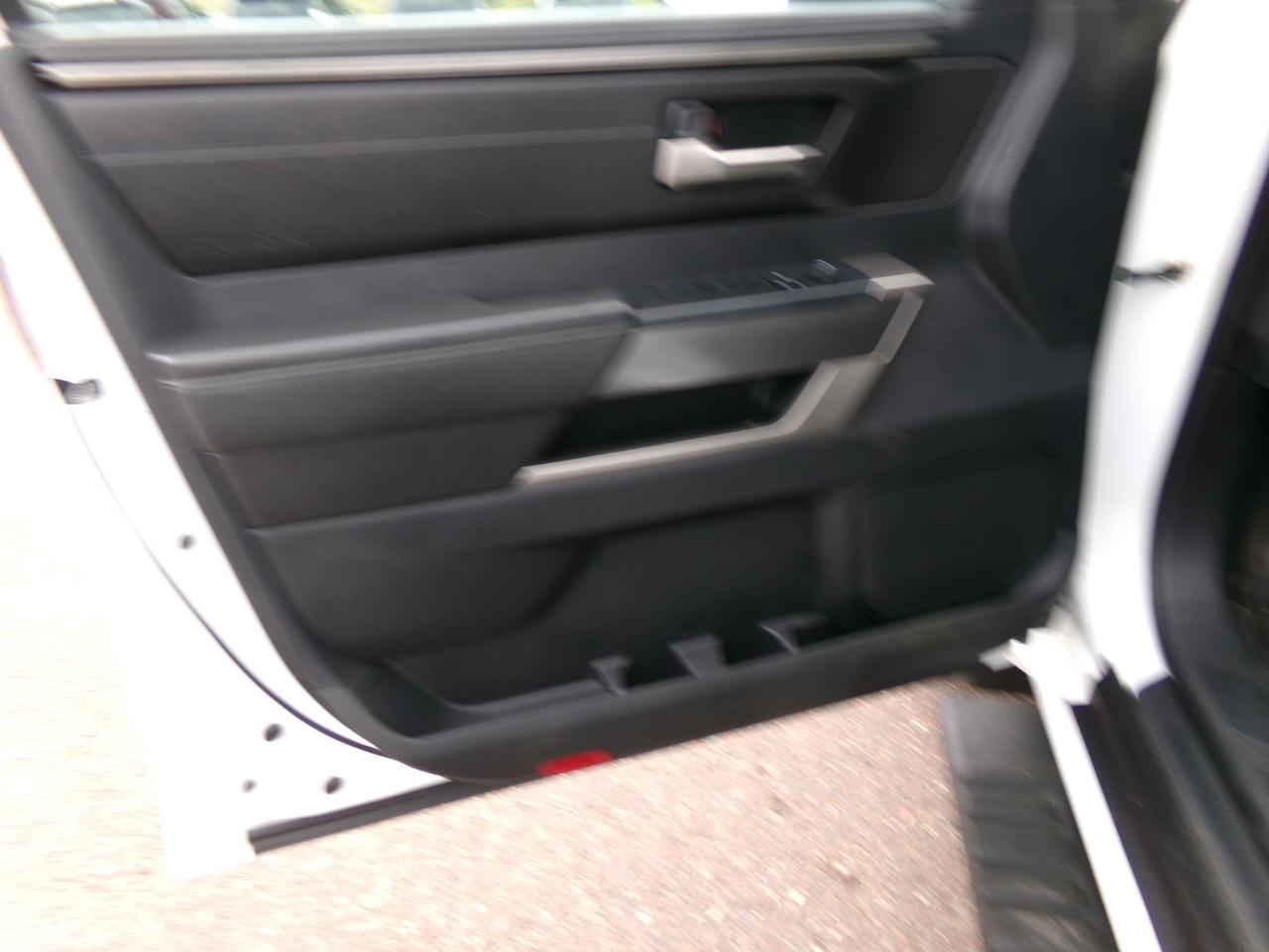 Toyota Tundra 4WD SR5 Double Cab 6.5' Bed (Natl) 2022