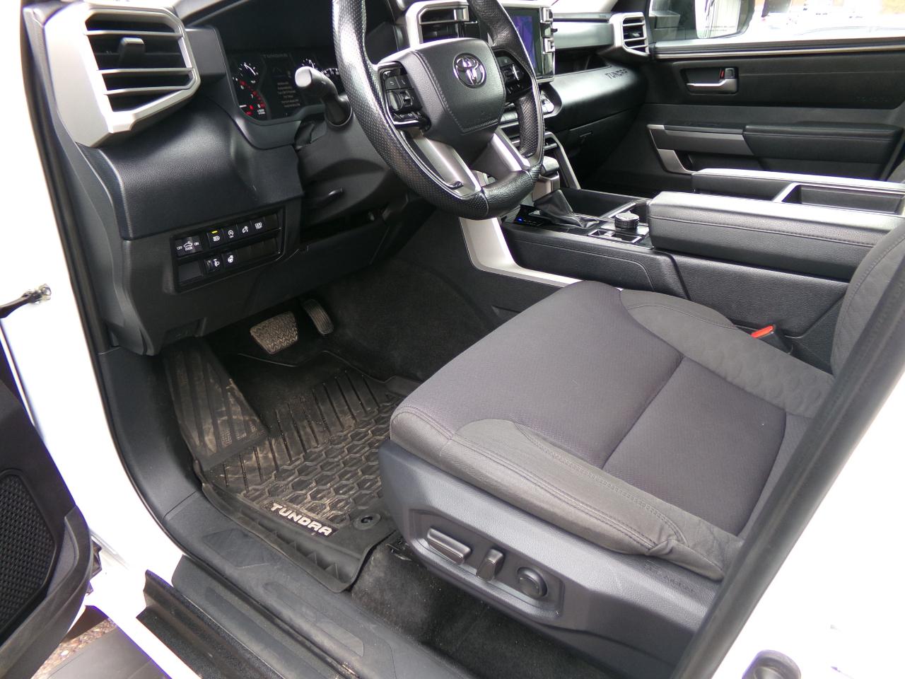 Toyota Tundra 4WD SR5 Double Cab 6.5' Bed (Natl) 2022