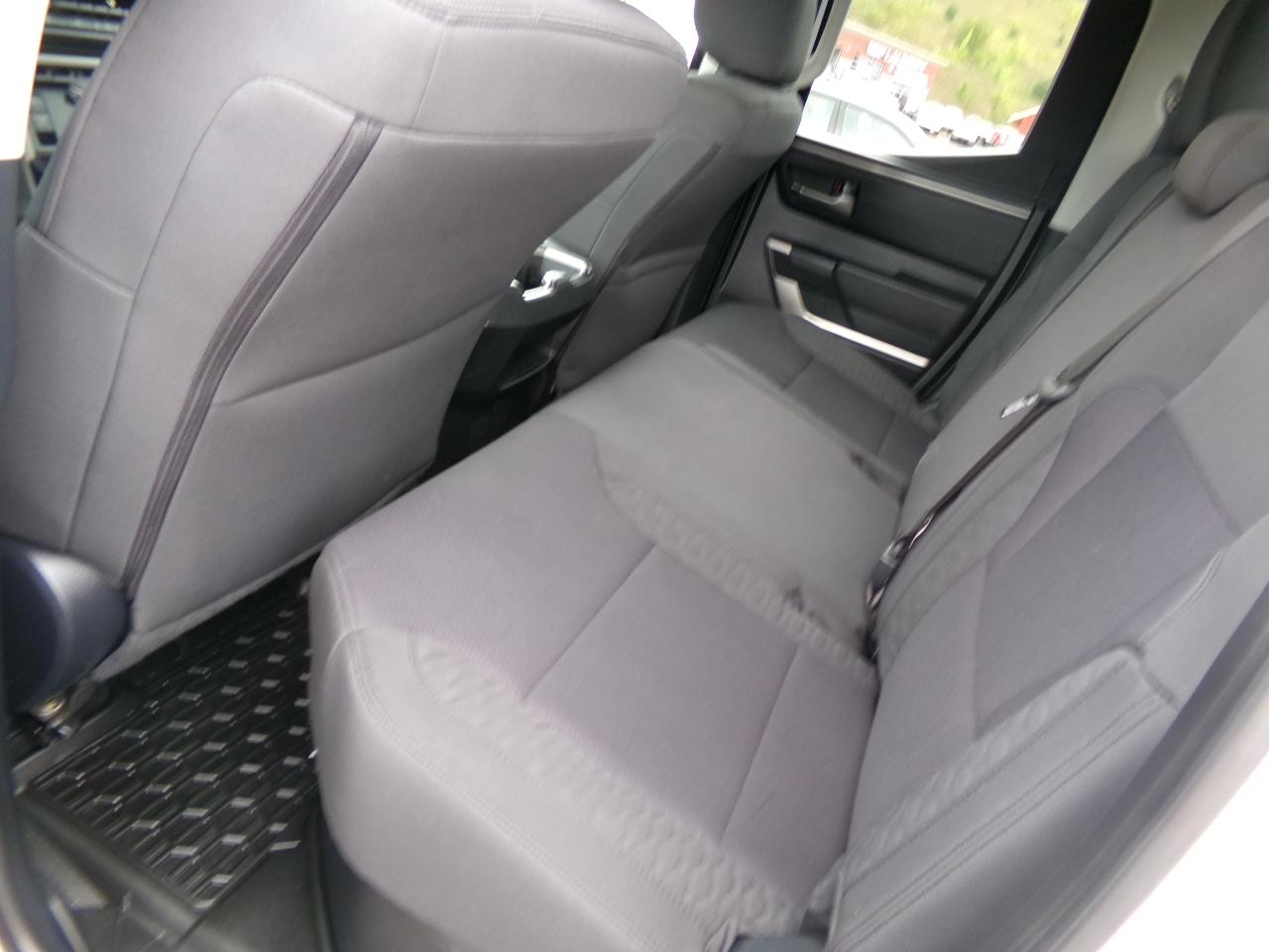 Toyota Tundra 4WD SR5 Double Cab 6.5' Bed (Natl) 2022