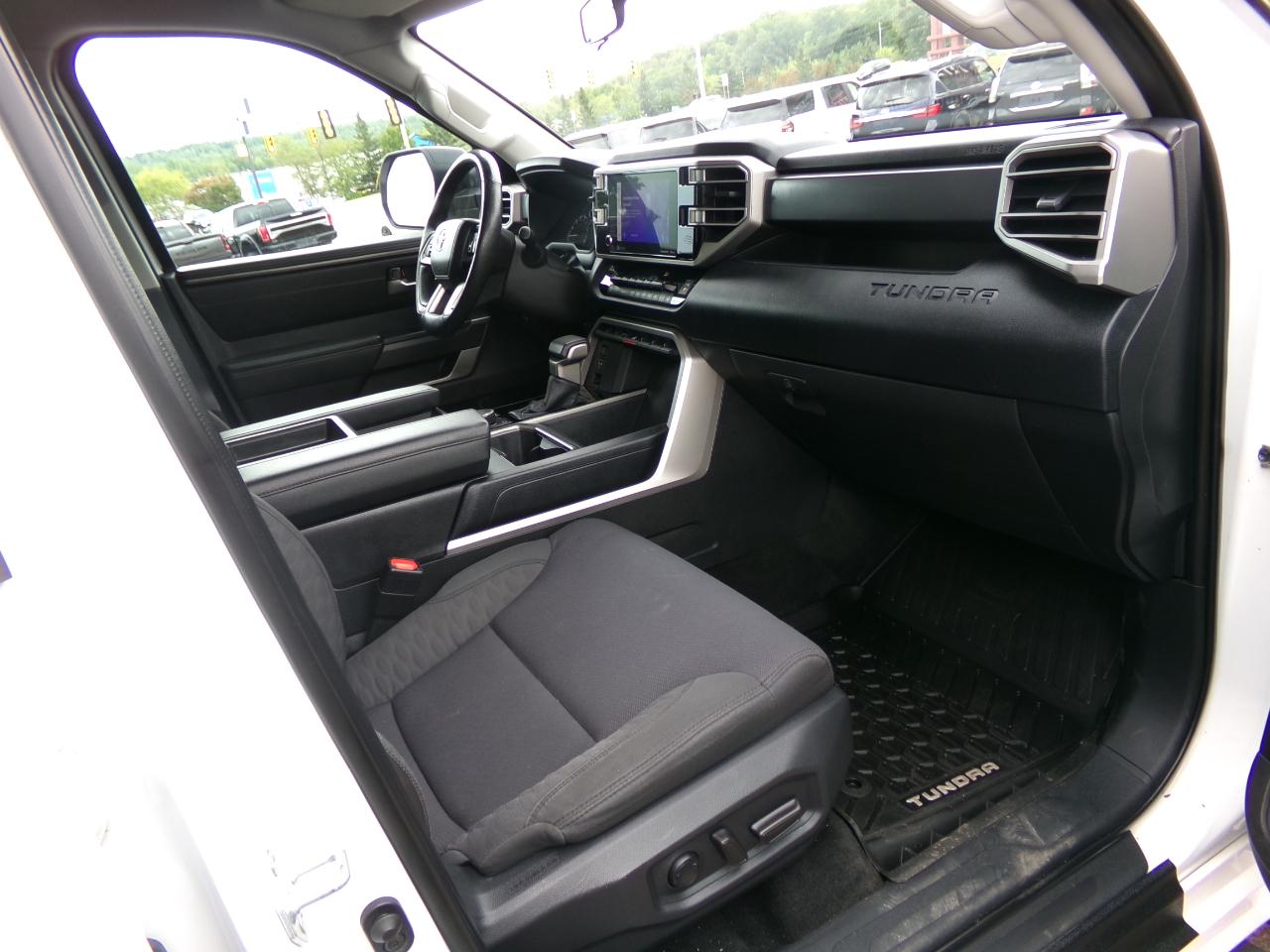 Toyota Tundra 4WD SR5 Double Cab 6.5' Bed (Natl) 2022