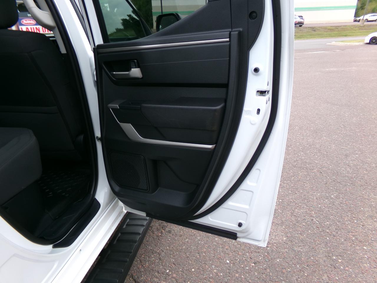 Toyota Tundra 4WD SR5 Double Cab 6.5' Bed (Natl) 2022