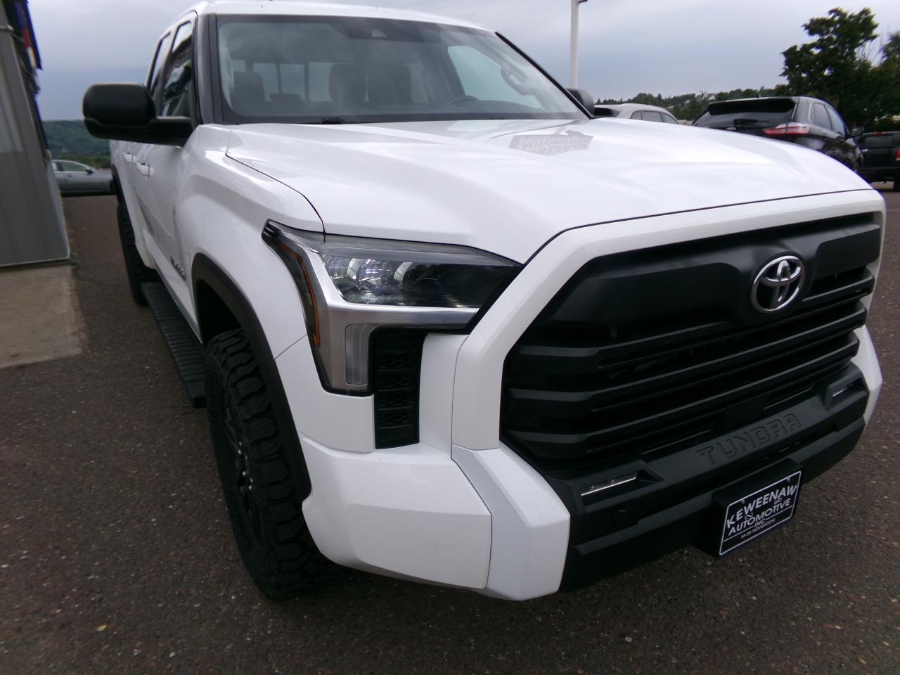 Toyota Tundra 4WD SR5 Double Cab 6.5' Bed (Natl) 2022