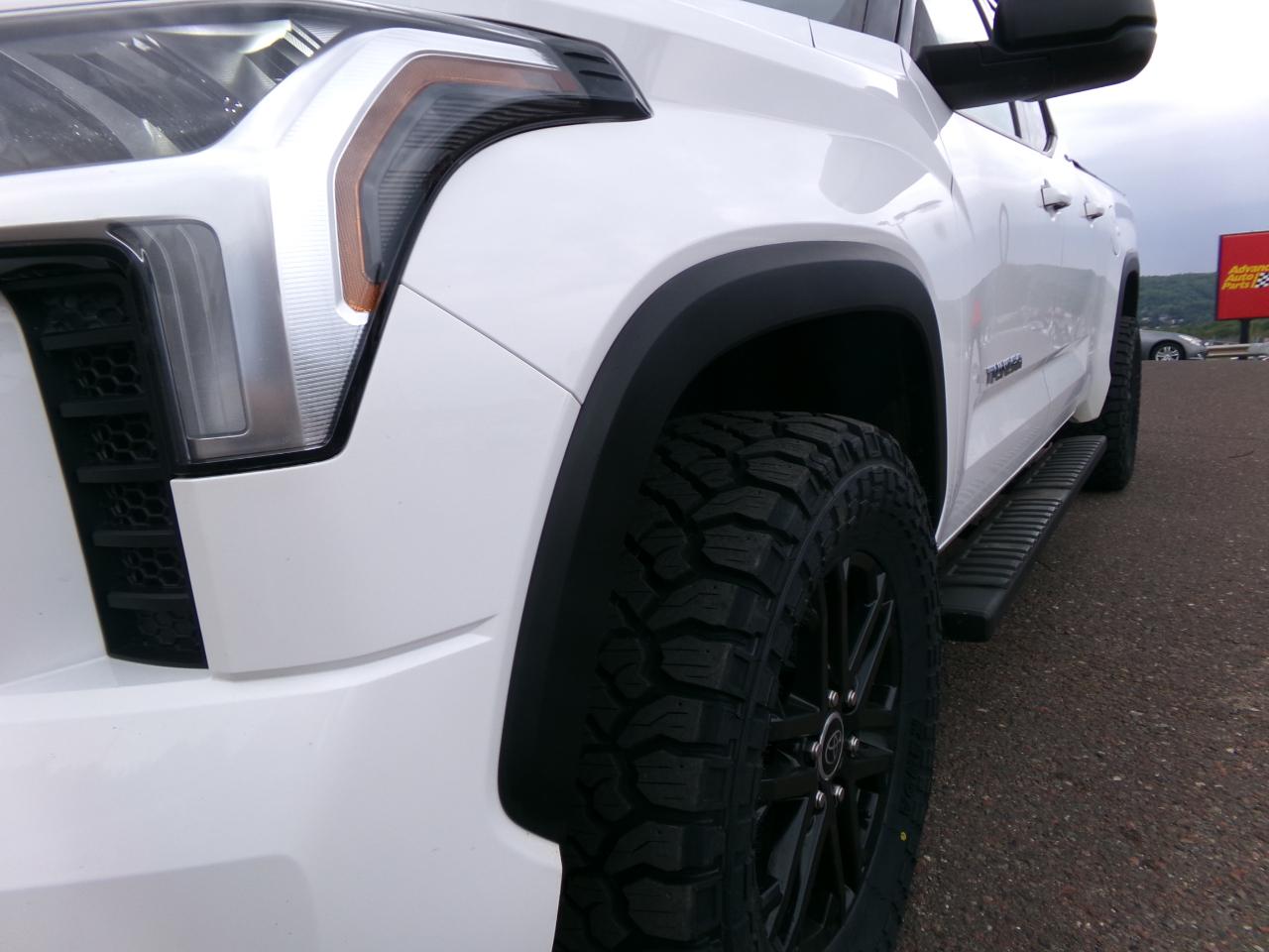 Toyota Tundra 4WD SR5 Double Cab 6.5' Bed (Natl) 2022
