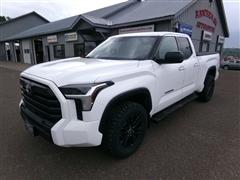 2022 Toyota Tundra 4WD 
