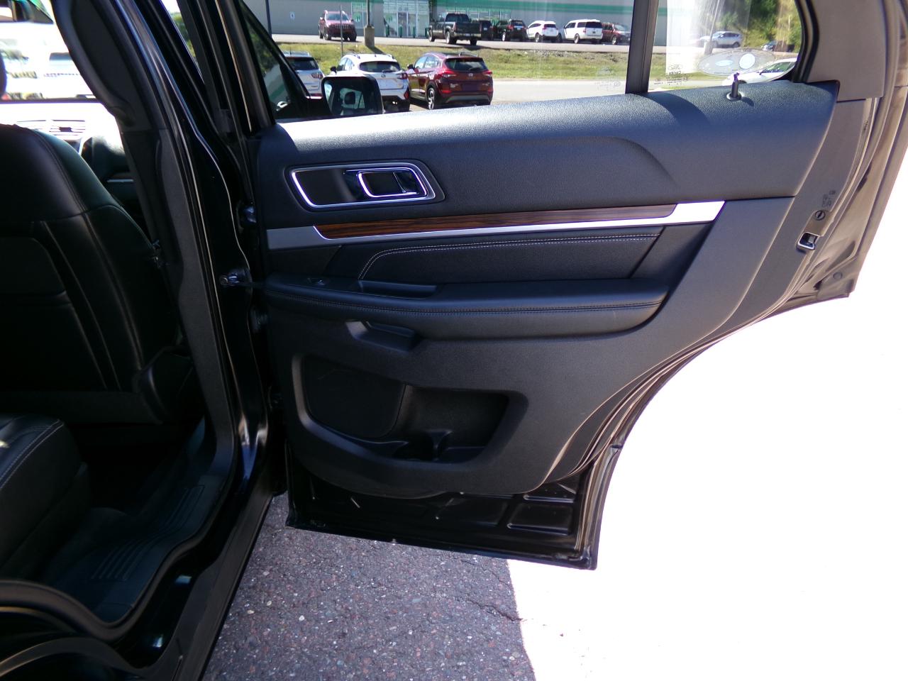 Ford Explorer 4WD 4dr Limited 2016